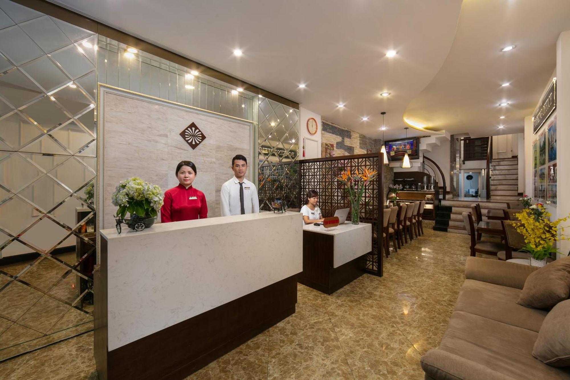 Victory Legend Hotel & Spa Hanoi Buitenkant foto