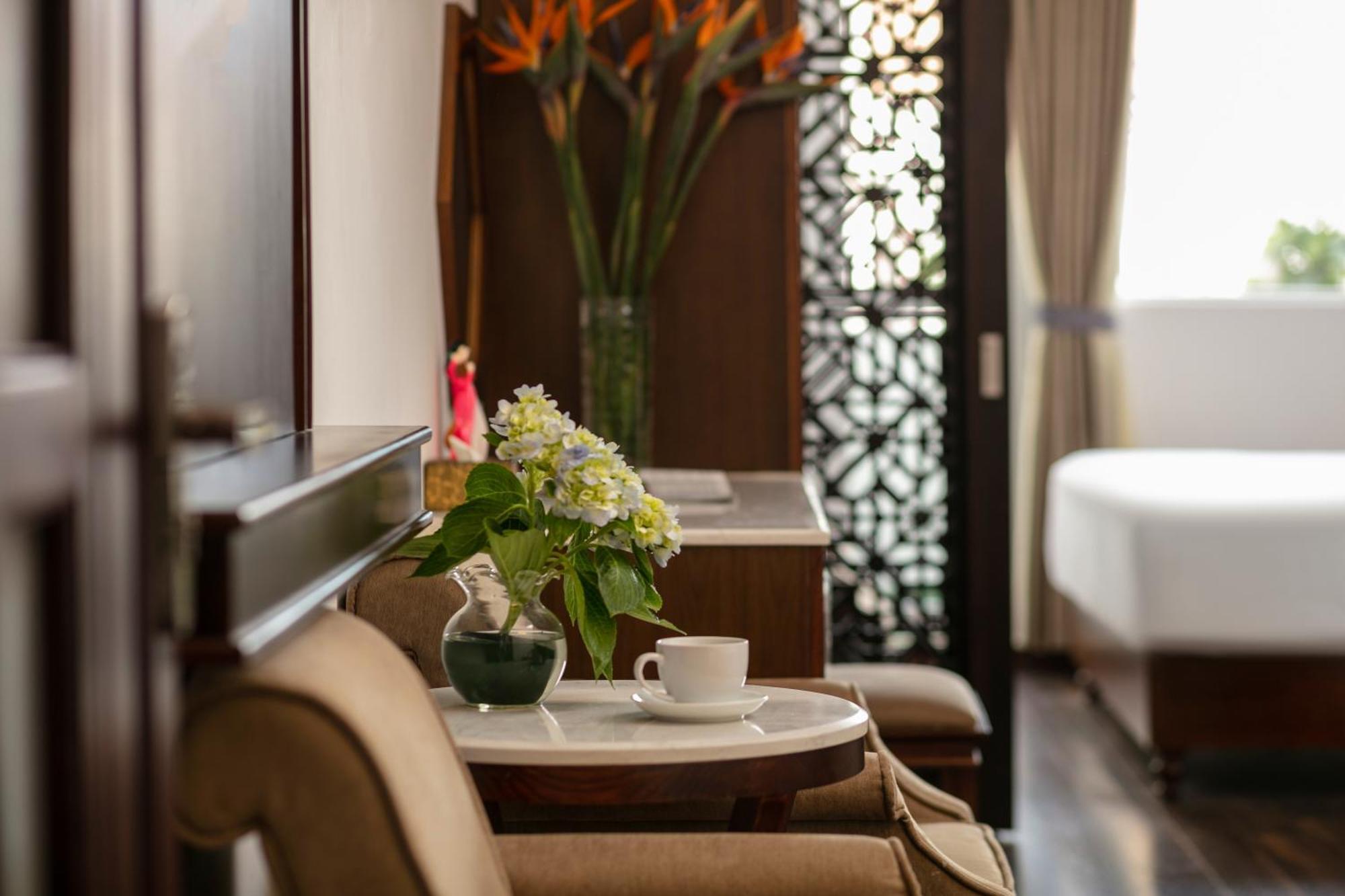 Victory Legend Hotel & Spa Hanoi Buitenkant foto